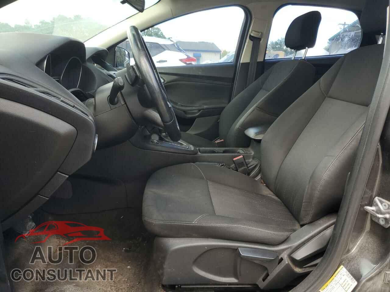 FORD FOCUS 2015 - 1FADP3F27FL292251