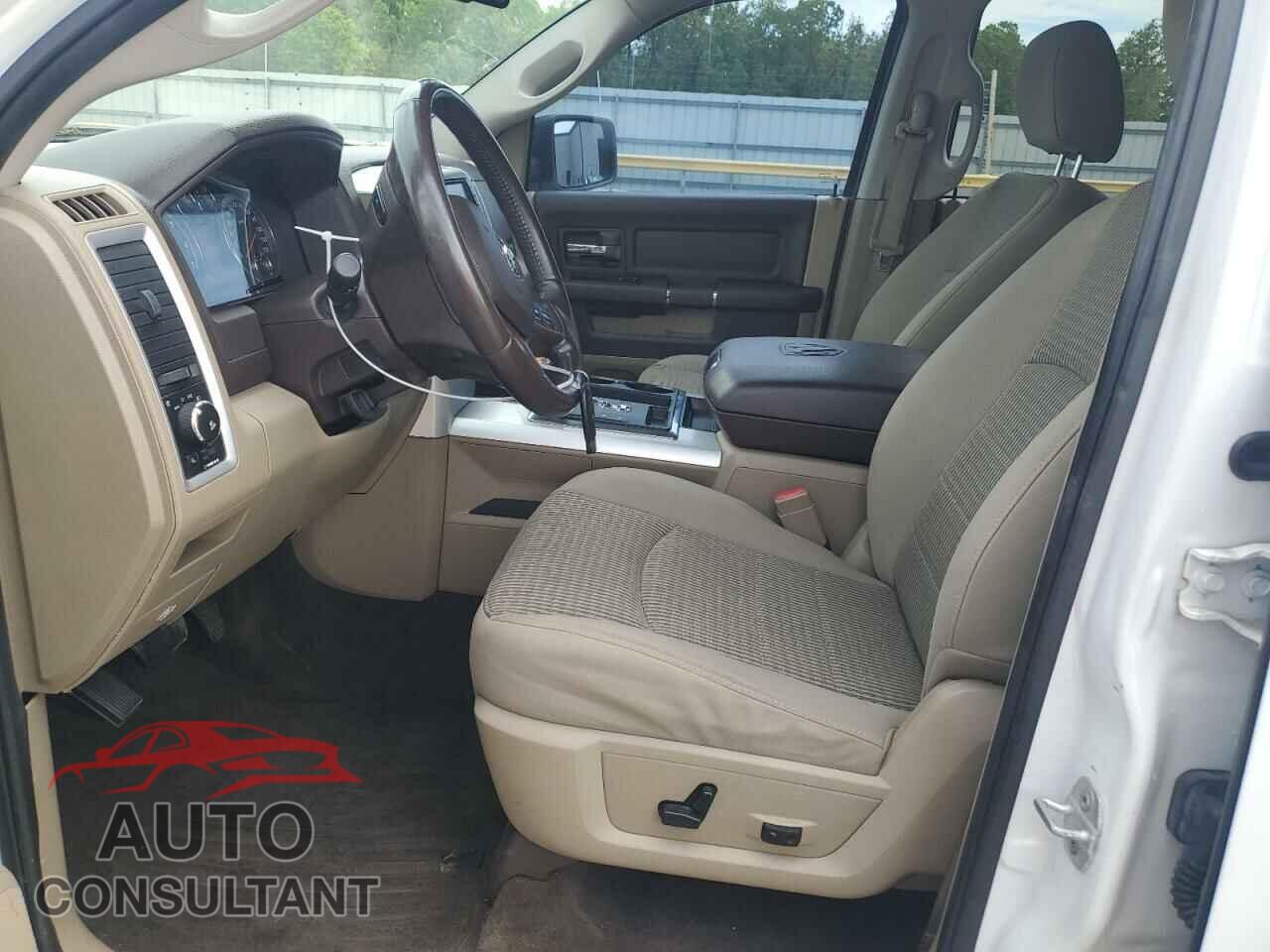DODGE RAM 1500 2012 - 1C6RD7LT7CS177462
