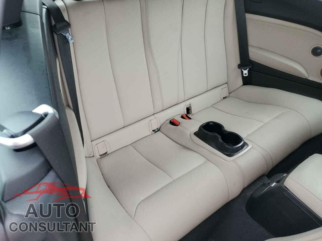 BMW 2 SERIES 2017 - WBA2M9C30HV717548