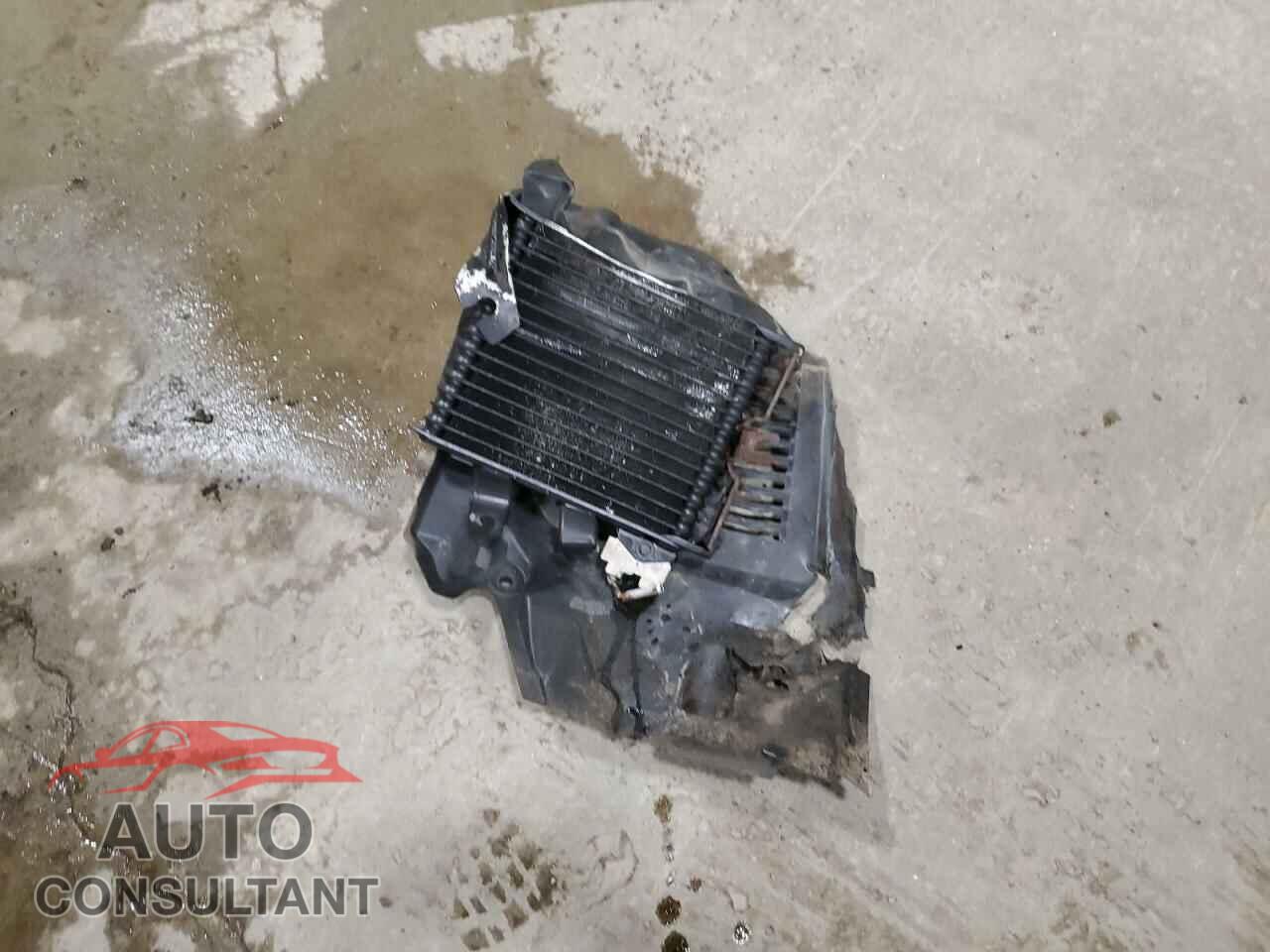 NISSAN PATHFINDER 2013 - 5N1AR2MM2DC688912