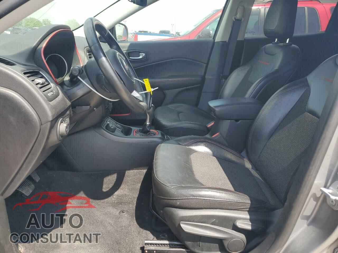 JEEP COMPASS 2019 - 3C4NJDDB3KT739939