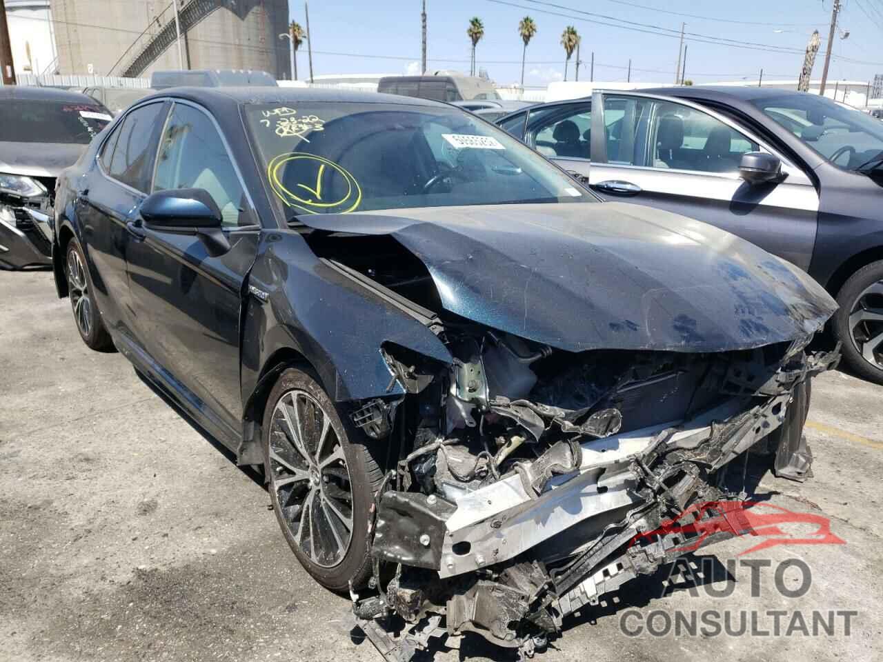 TOYOTA CAMRY 2019 - 4T1B21HK6KU520421