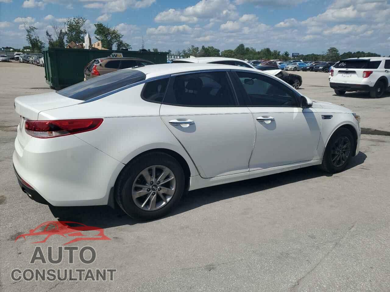 KIA OPTIMA 2016 - KNAGT4L33G5095425