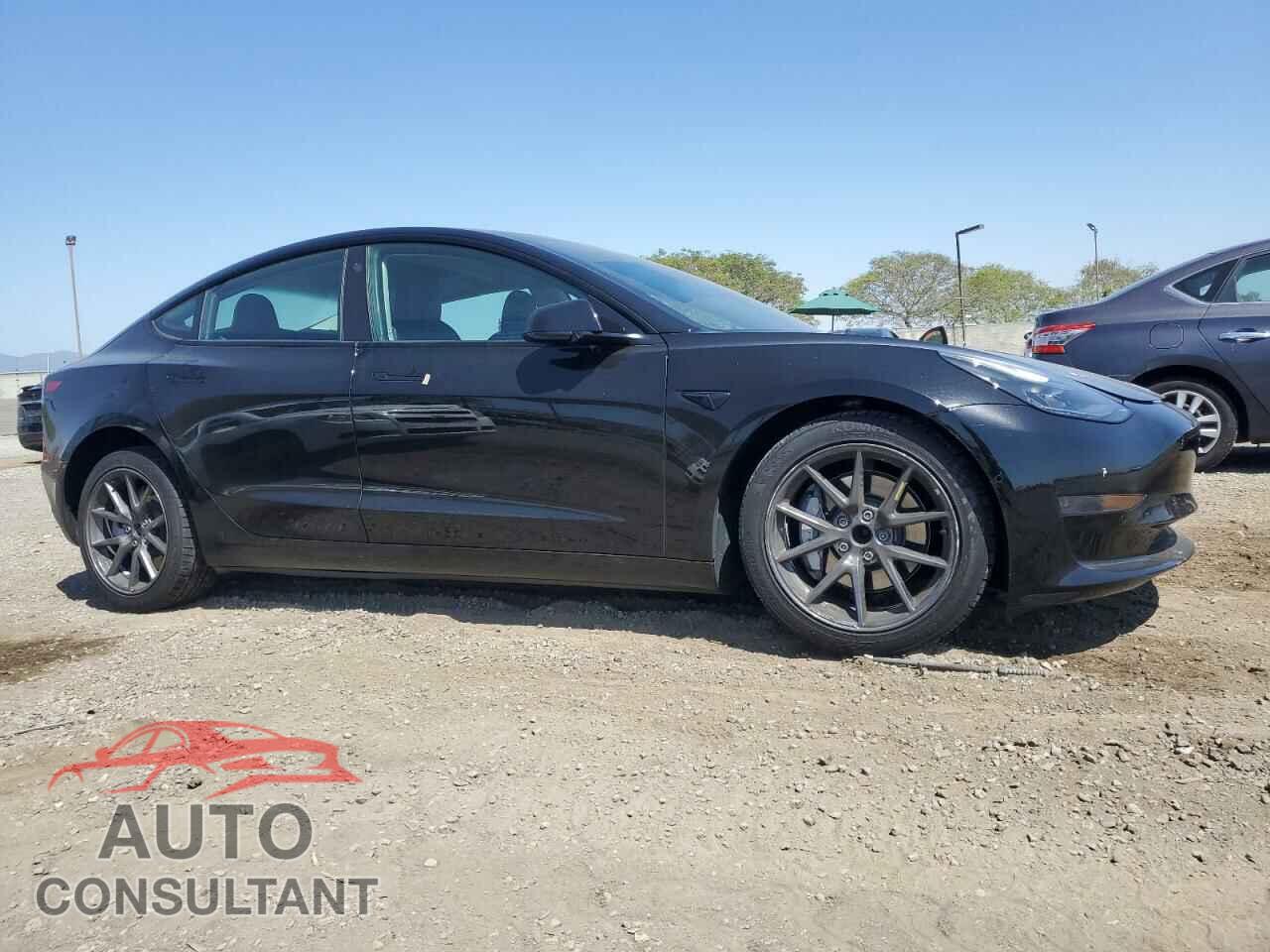 TESLA MODEL 3 2021 - 5YJ3E1EA8MF068852
