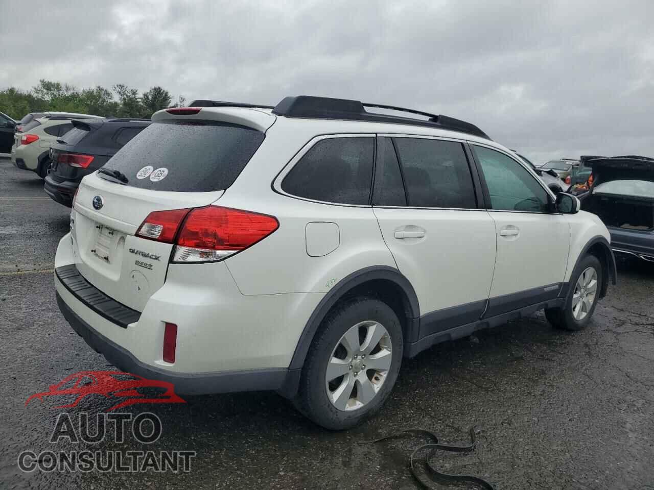 SUBARU OUTBACK 2011 - 4S4BRBCC5B3428658