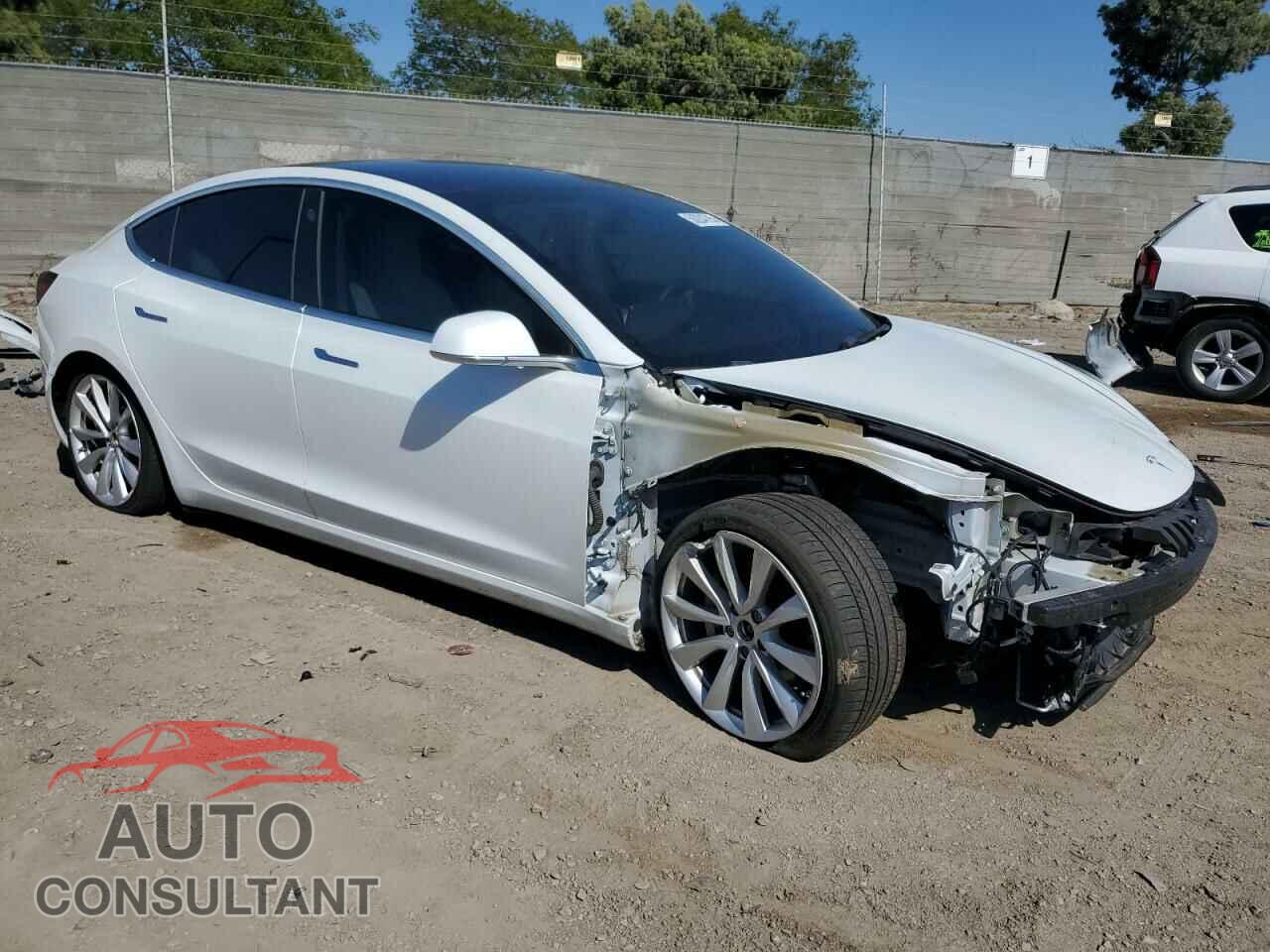 TESLA MODEL 3 2019 - 5YJ3E1EB4KF494799