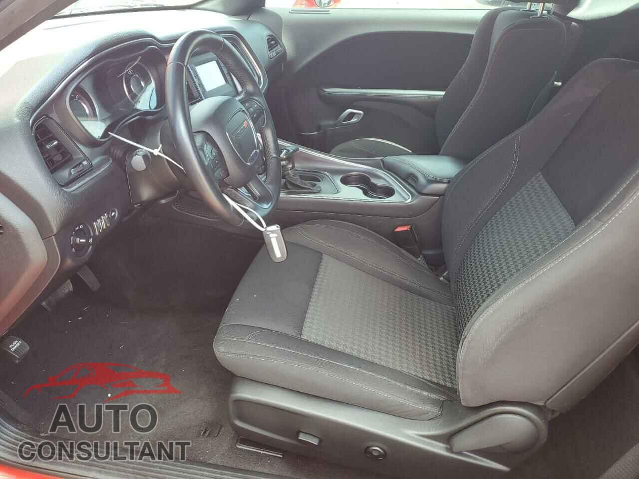 DODGE CHALLENGER 2015 - 2C3CDZAT0FH712340