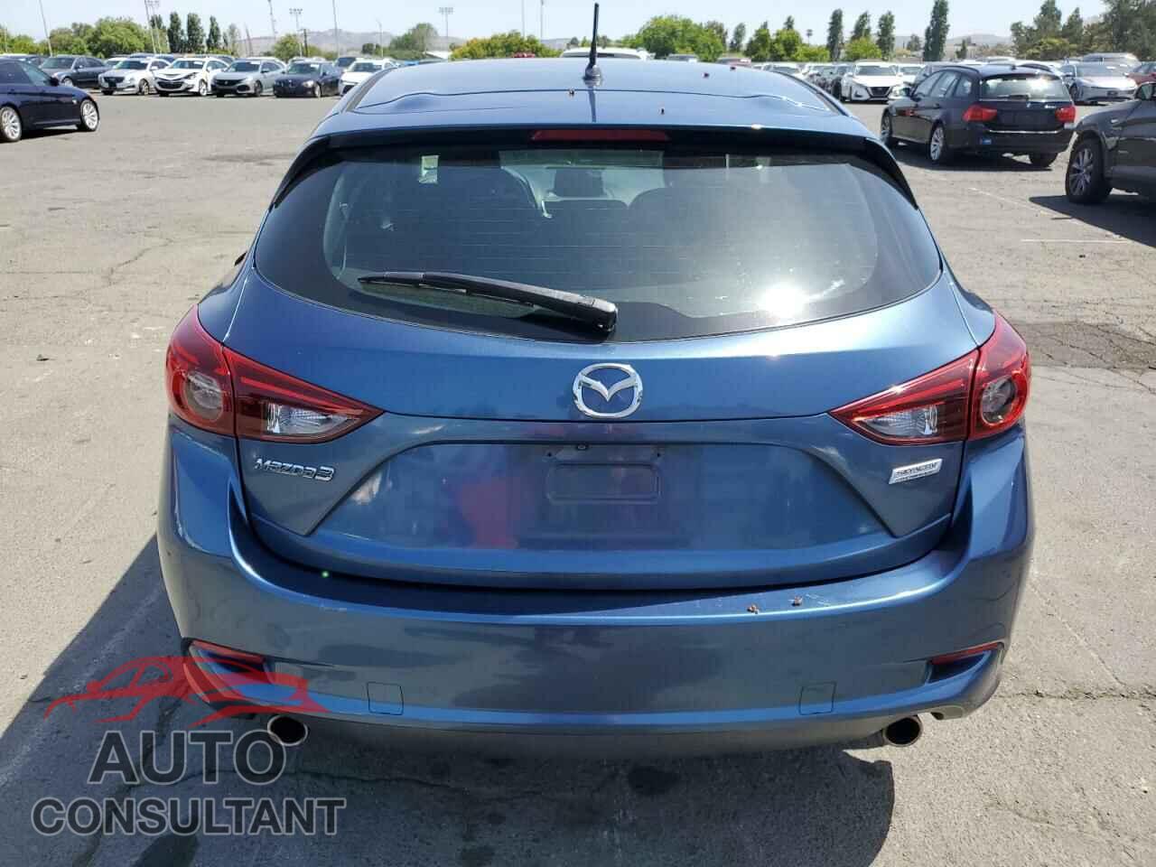 MAZDA 3 2017 - 3MZBN1K78HM111542