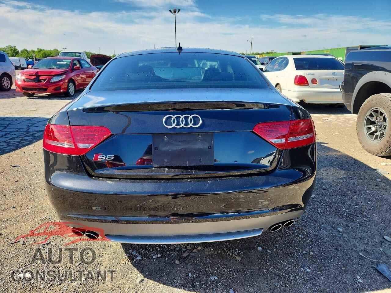 AUDI S5/RS5 2012 - WAUCVAFR6CA003328