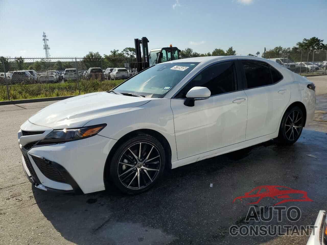 TOYOTA CAMRY 2023 - 4T1G11AK9PU832615