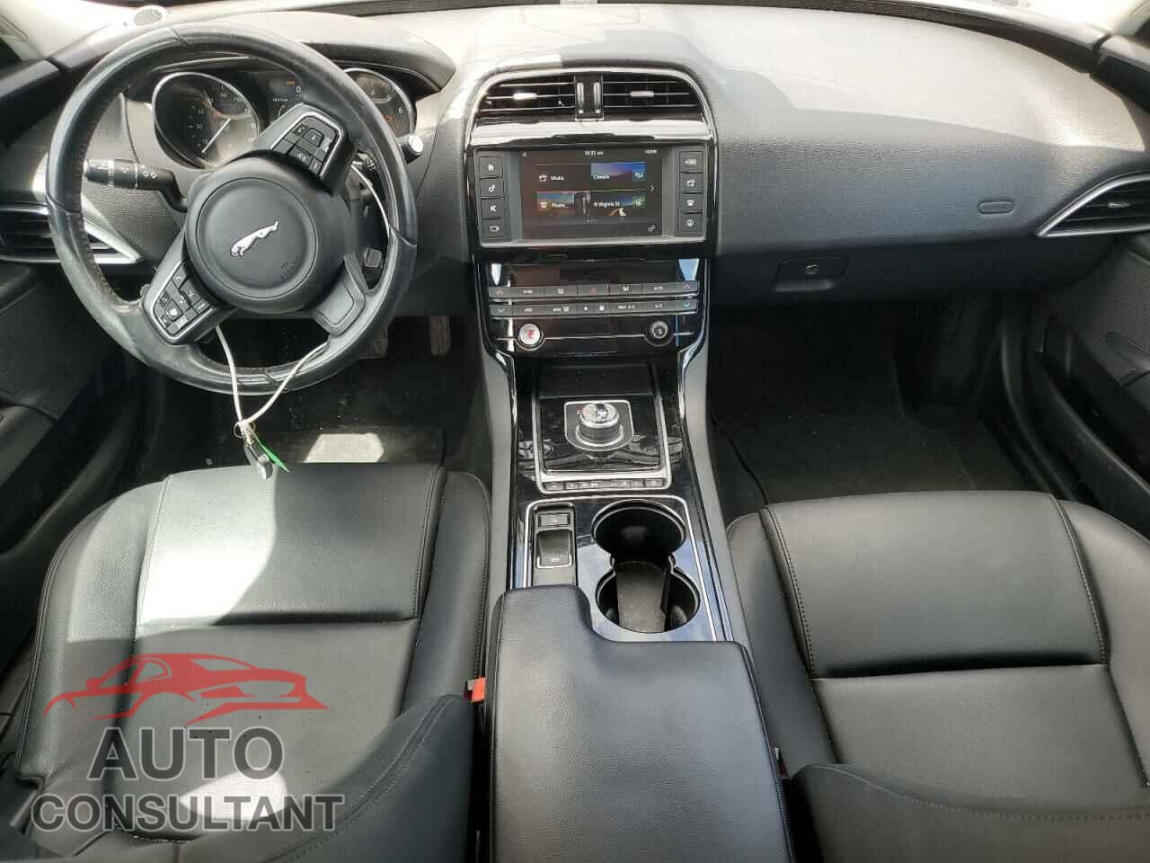JAGUAR XE 2017 - SAJAD4BV6HA954073