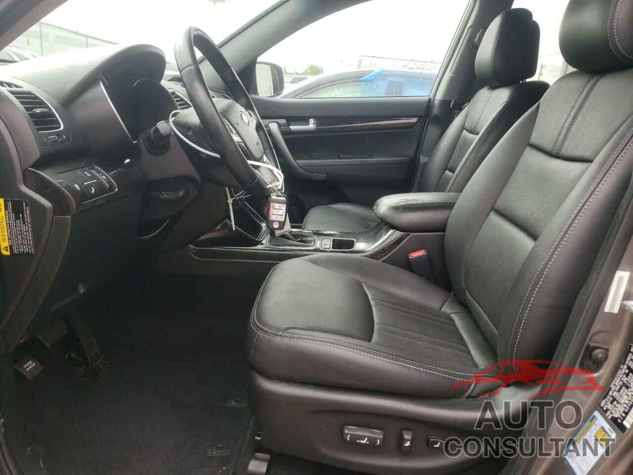KIA SORENTO 2015 - 5XYKUDA73FG583022