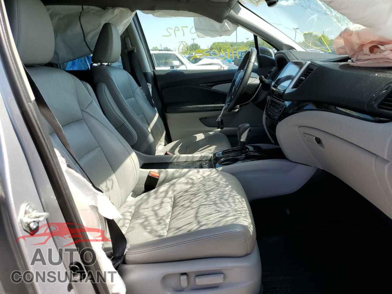 HONDA RIDGELINE 2017 - 5FPYK3F74HB020792