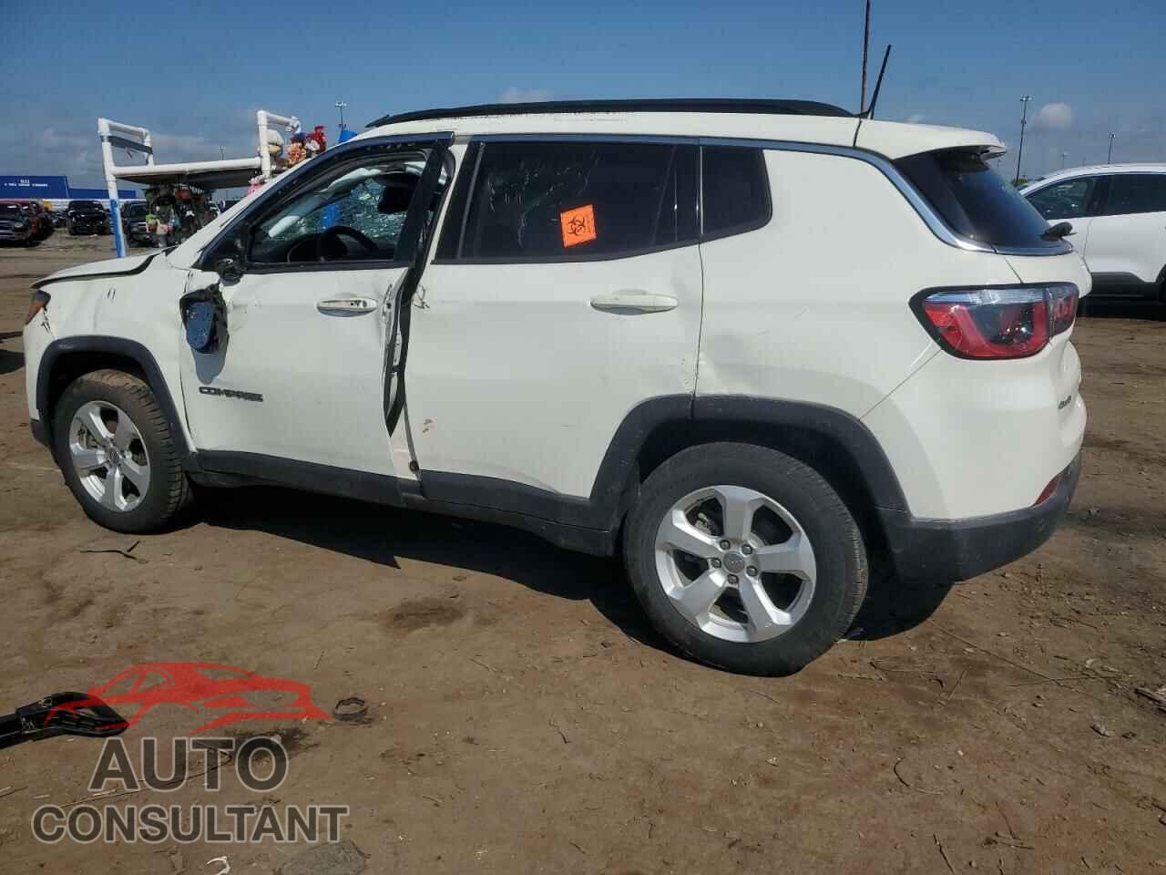 JEEP COMPASS 2018 - 3C4NJDBB7JT333535