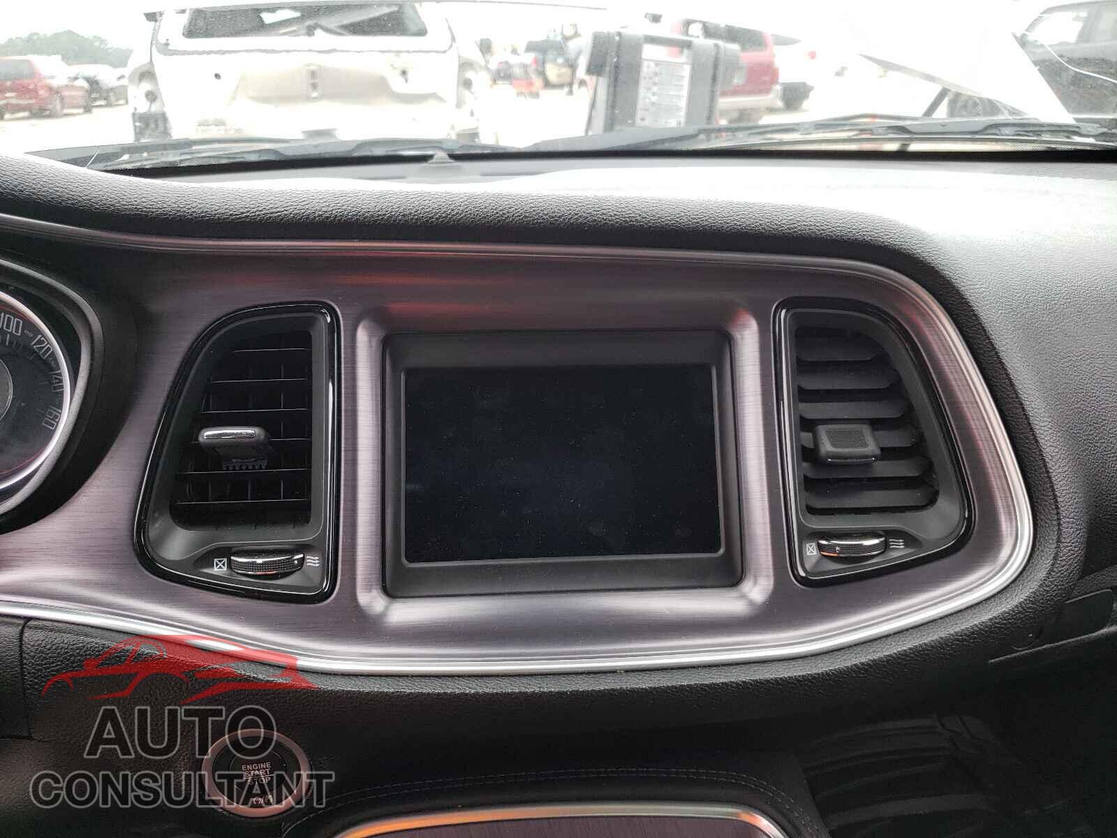 DODGE CHALLENGER 2018 - 2C3CDZAG8JH242151
