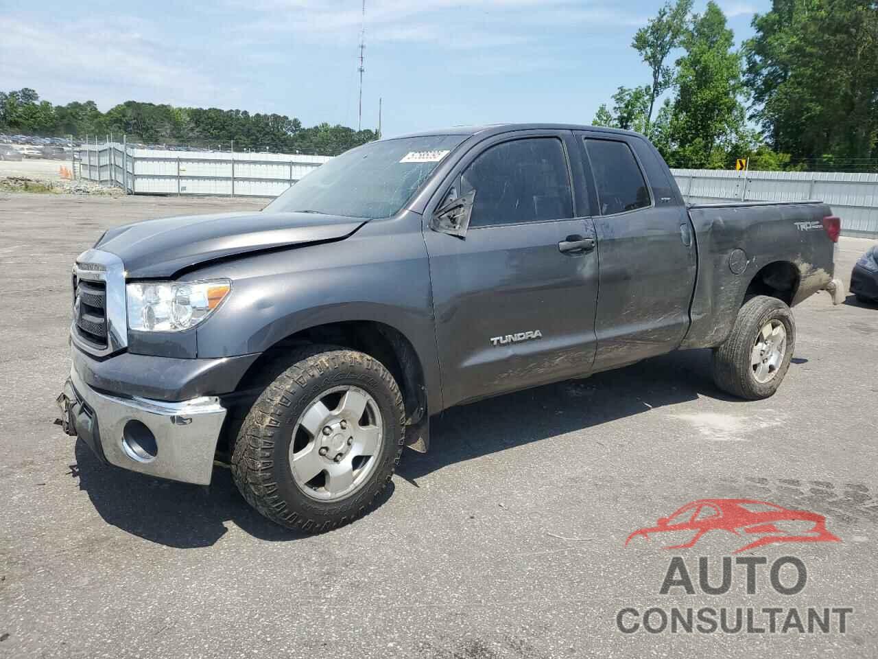 TOYOTA TUNDRA 2011 - 5TFUM5F15BX021827