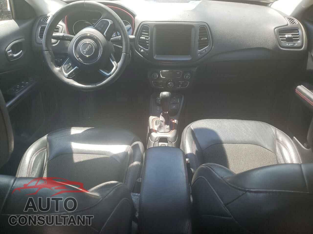 JEEP COMPASS 2019 - 3C4NJDDB5KT627305