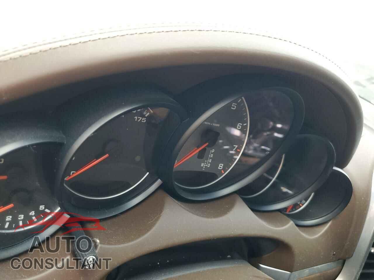 PORSCHE CAYENNE 2016 - WP1AB2A28GLA96235