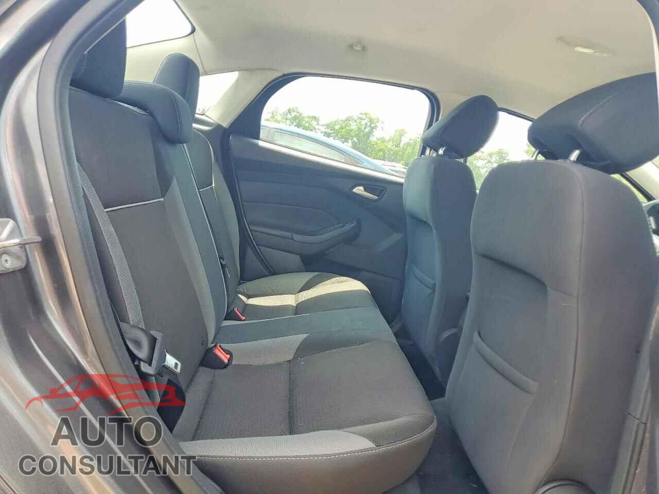 FORD FOCUS 2014 - 1FADP3F28EL166169