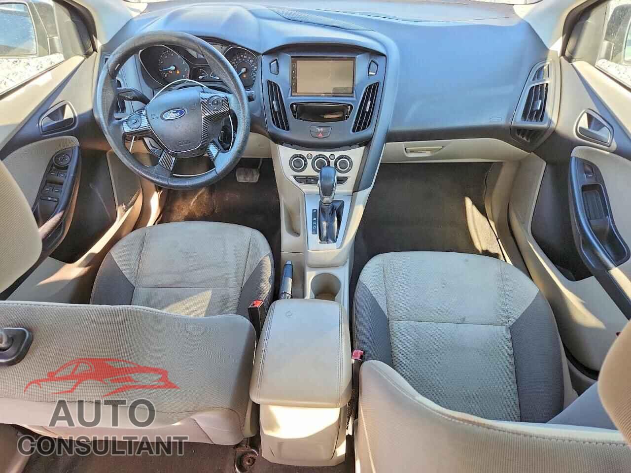 FORD FOCUS 2012 - 1FAHP3F28CL131579