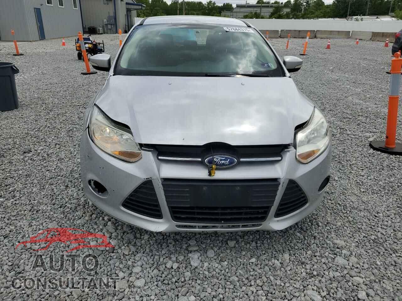 FORD FOCUS 2014 - 1FADP3K29EL422003