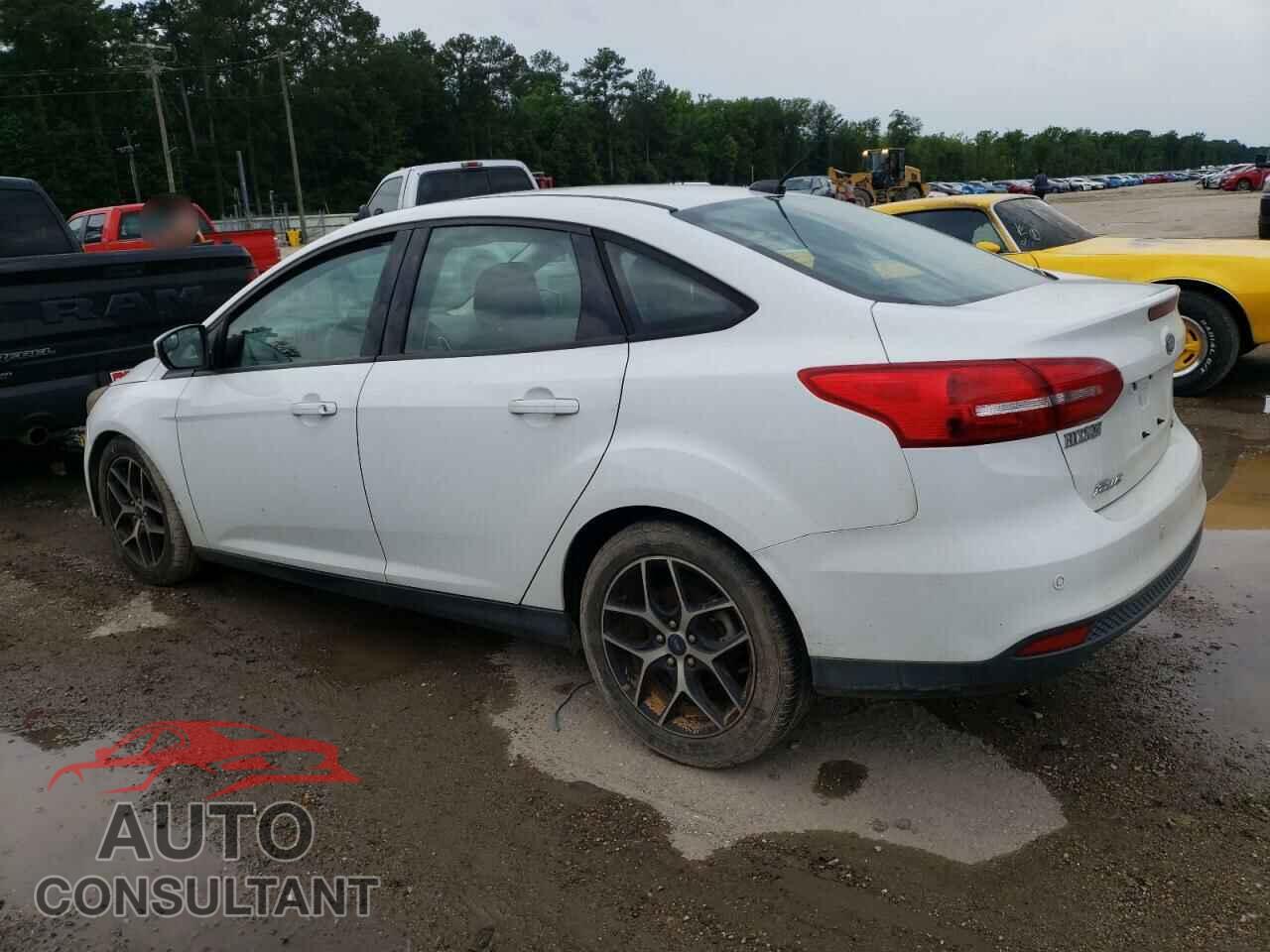FORD FOCUS 2017 - 1FADP3H22HL249176