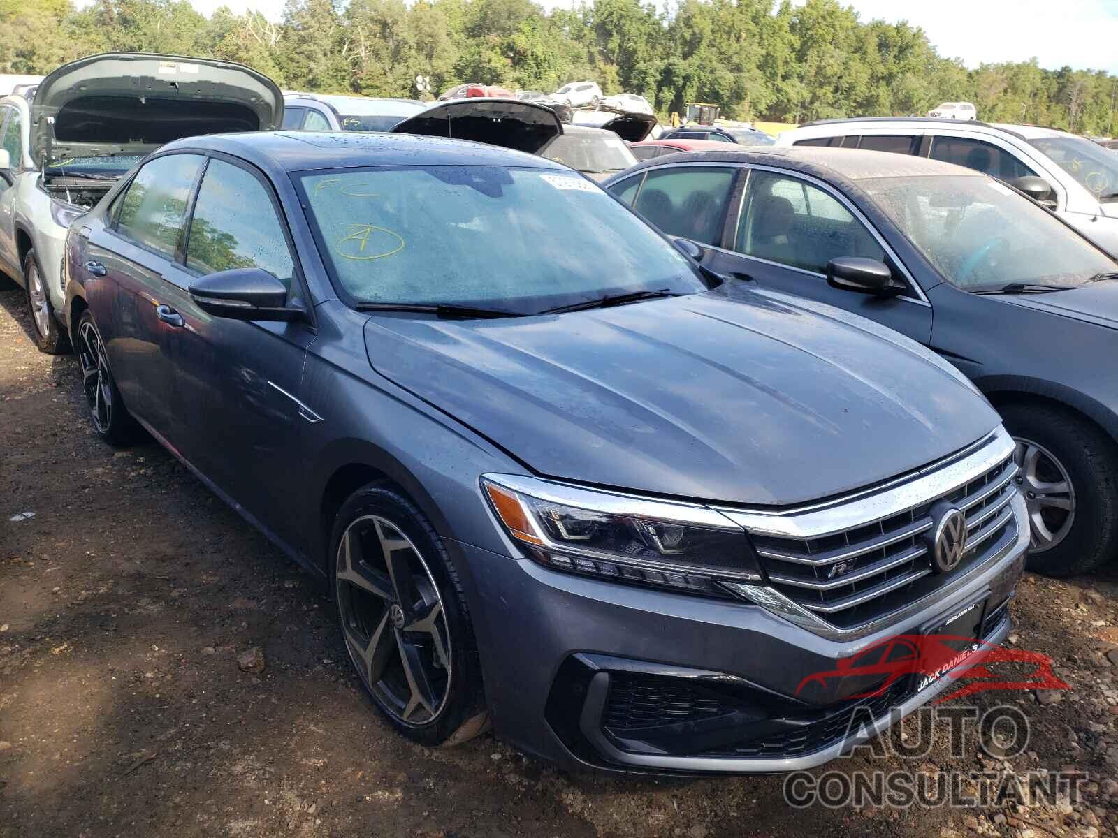 VOLKSWAGEN PASSAT 2020 - 1VWMA7A35LC027730