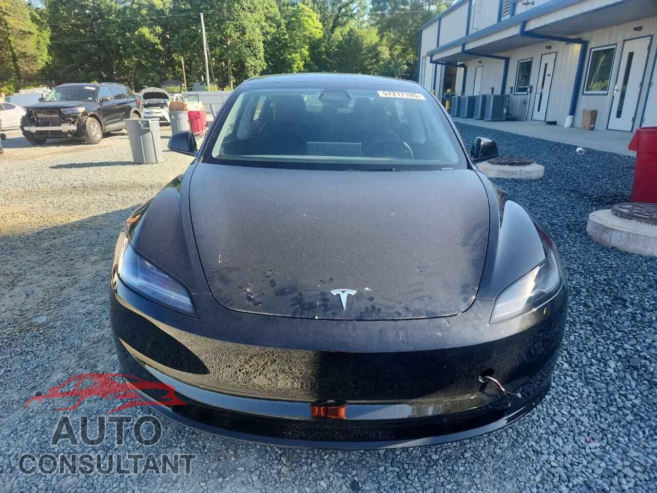 TESLA MODEL 3 2025 - 5YJ3E1EA9SF928187