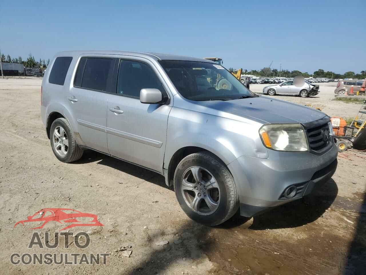 HONDA PILOT 2012 - 5FNYF4H74CB013902