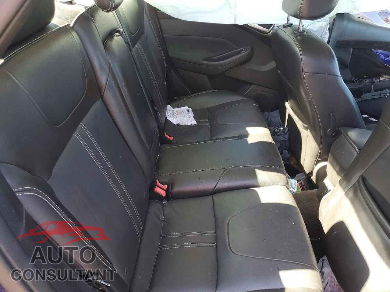 FORD FOCUS 2014 - 1FADP3J26EL240888