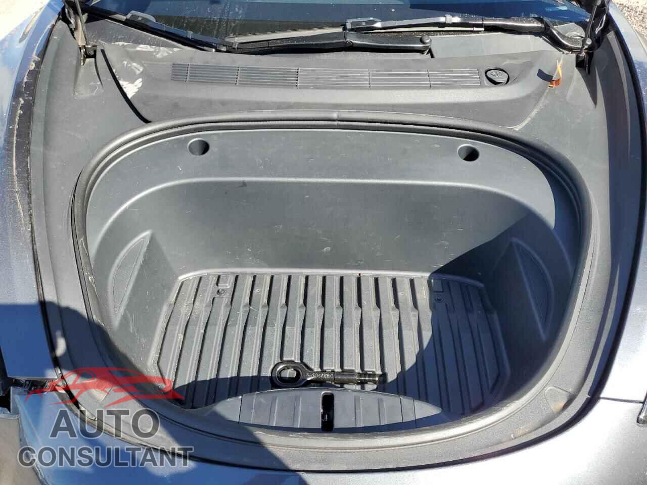 TESLA MODEL 3 2023 - 5YJ3E1EA9PF608083