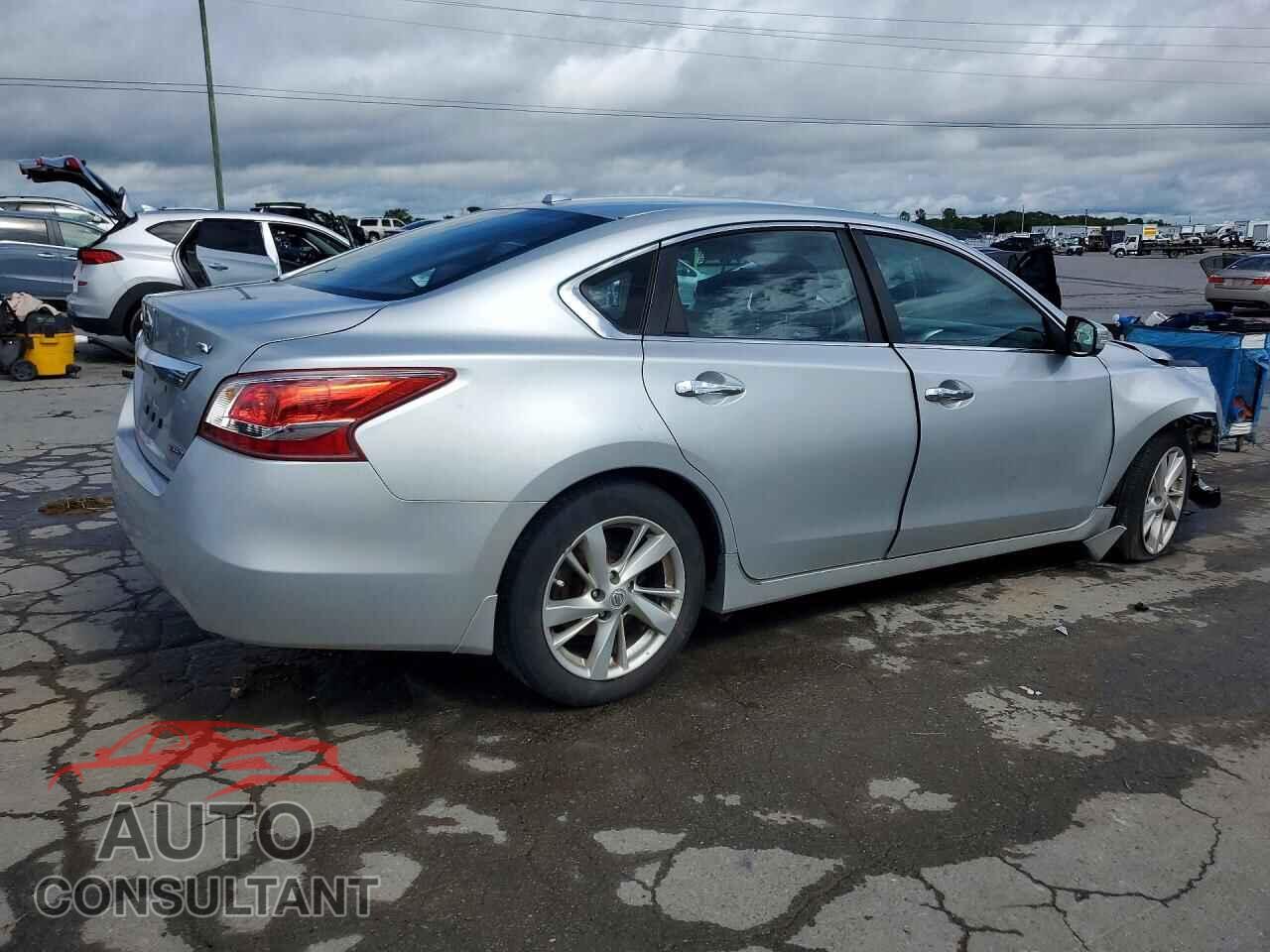 NISSAN ALTIMA 2013 - 1N4AL3AP1DC907939