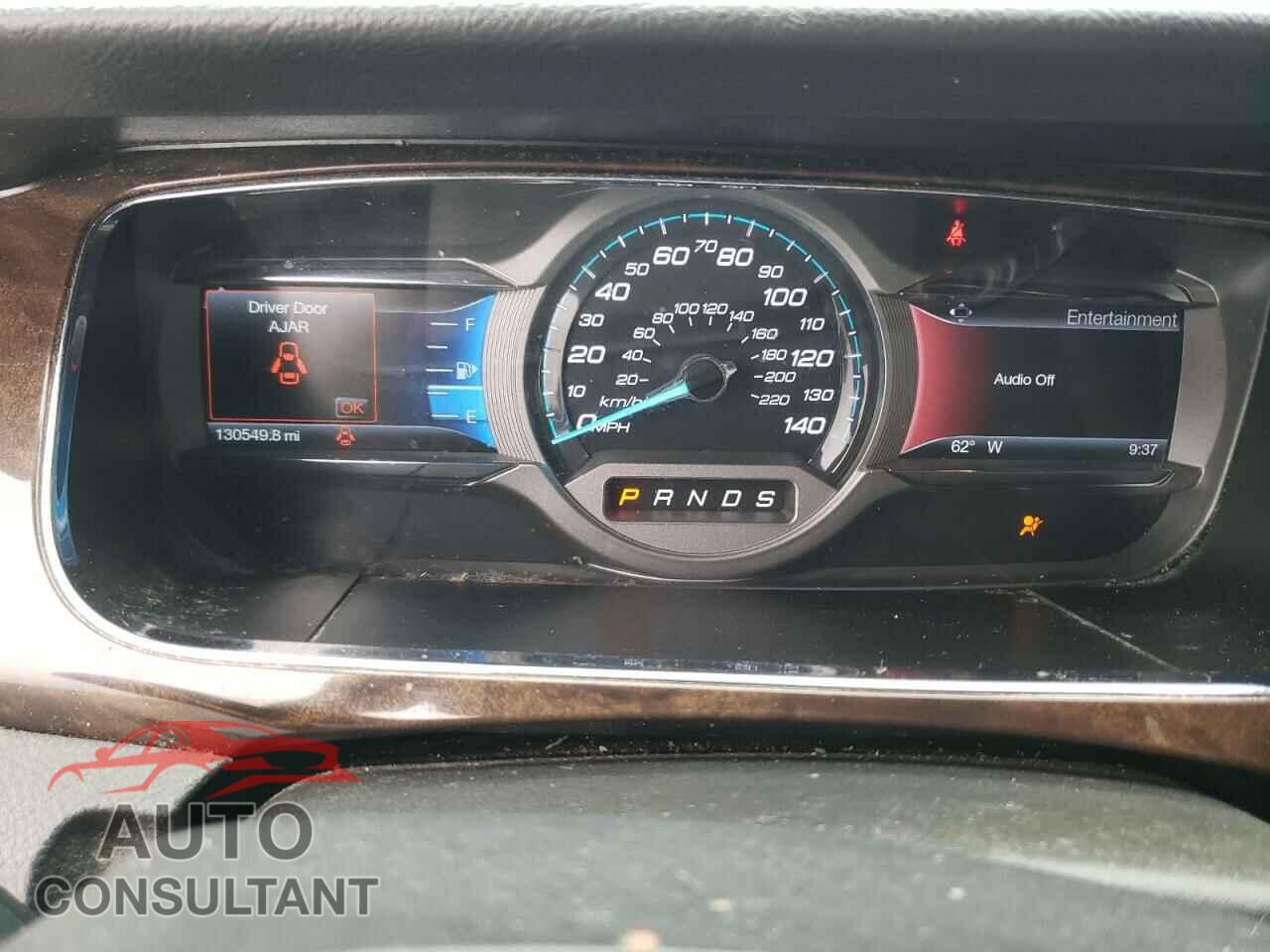 FORD TAURUS 2017 - 1FAHP2F80HG104830