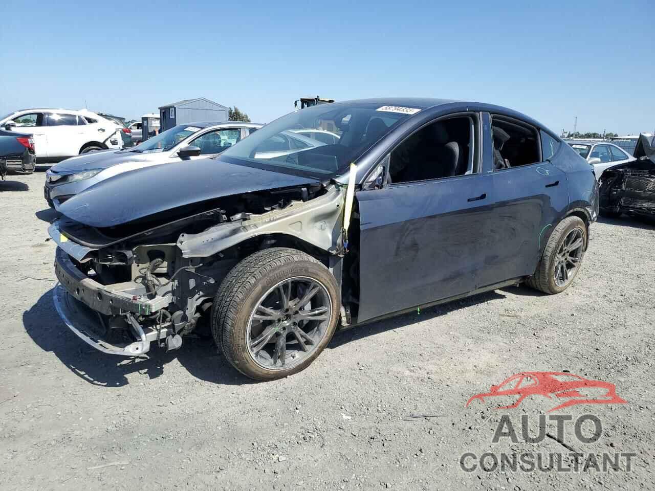 TESLA MODEL Y 2024 - 7SAYGAEE0RF101971