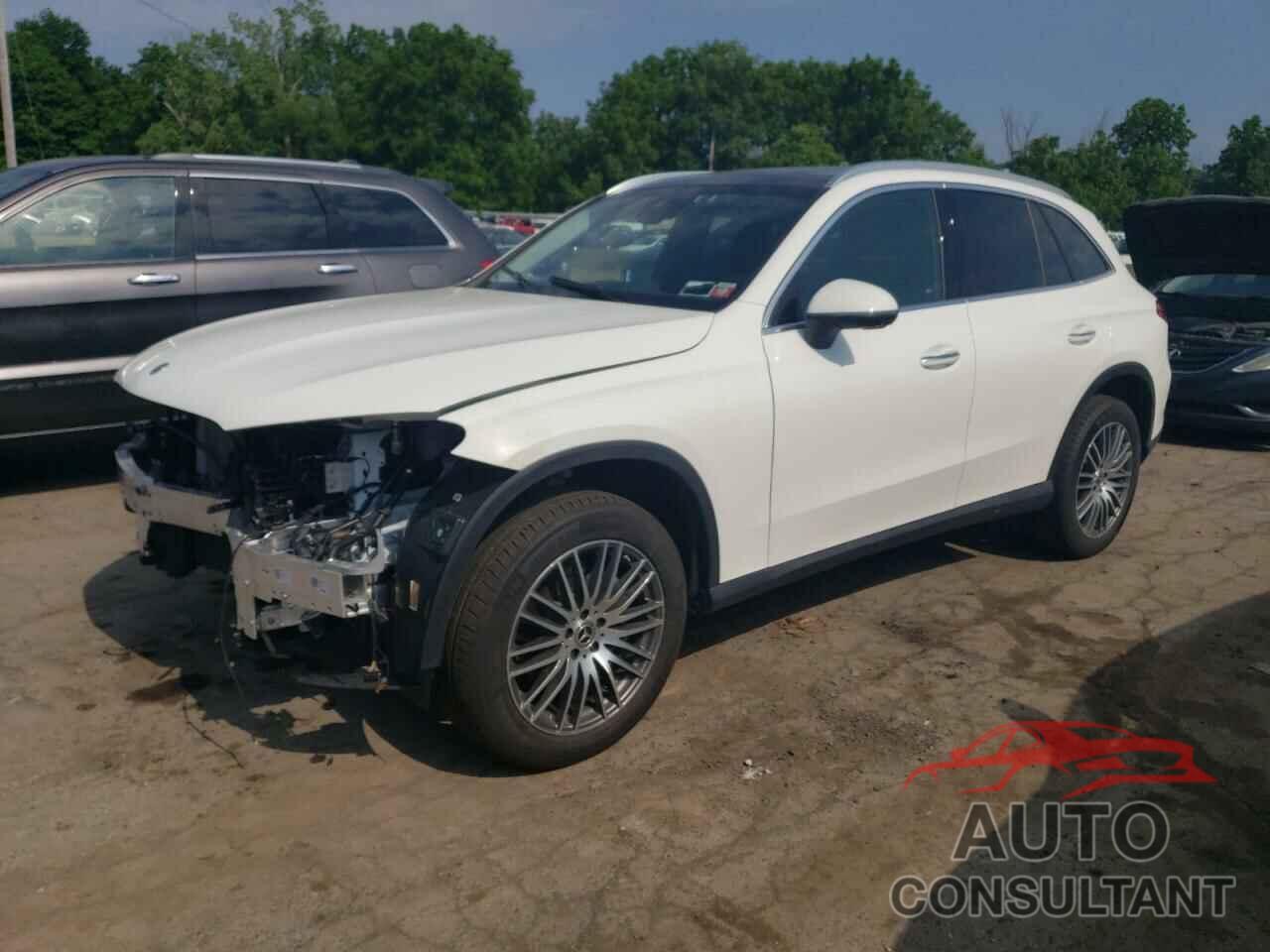 MERCEDES-BENZ GLC-CLASS 2023 - W1NKM4HBXPF052424