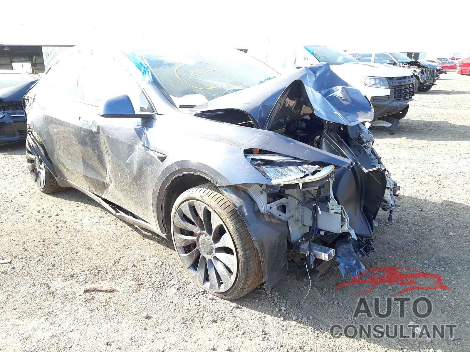 TESLA MODEL Y 2020 - 5YJYGDEF1LF043335