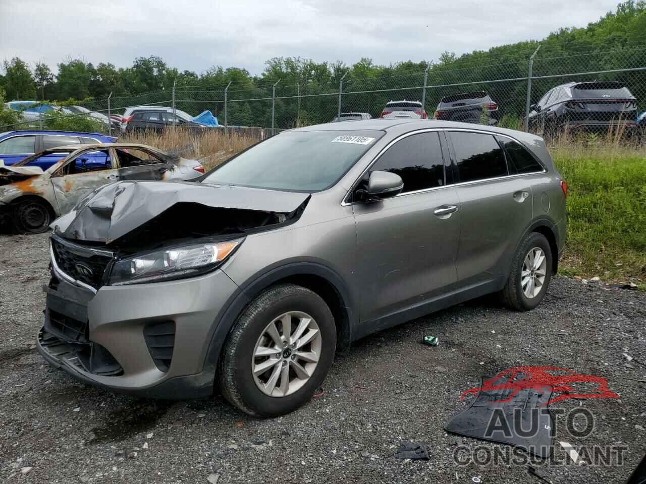 KIA SORENTO 2019 - 5XYPG4A39KG456652