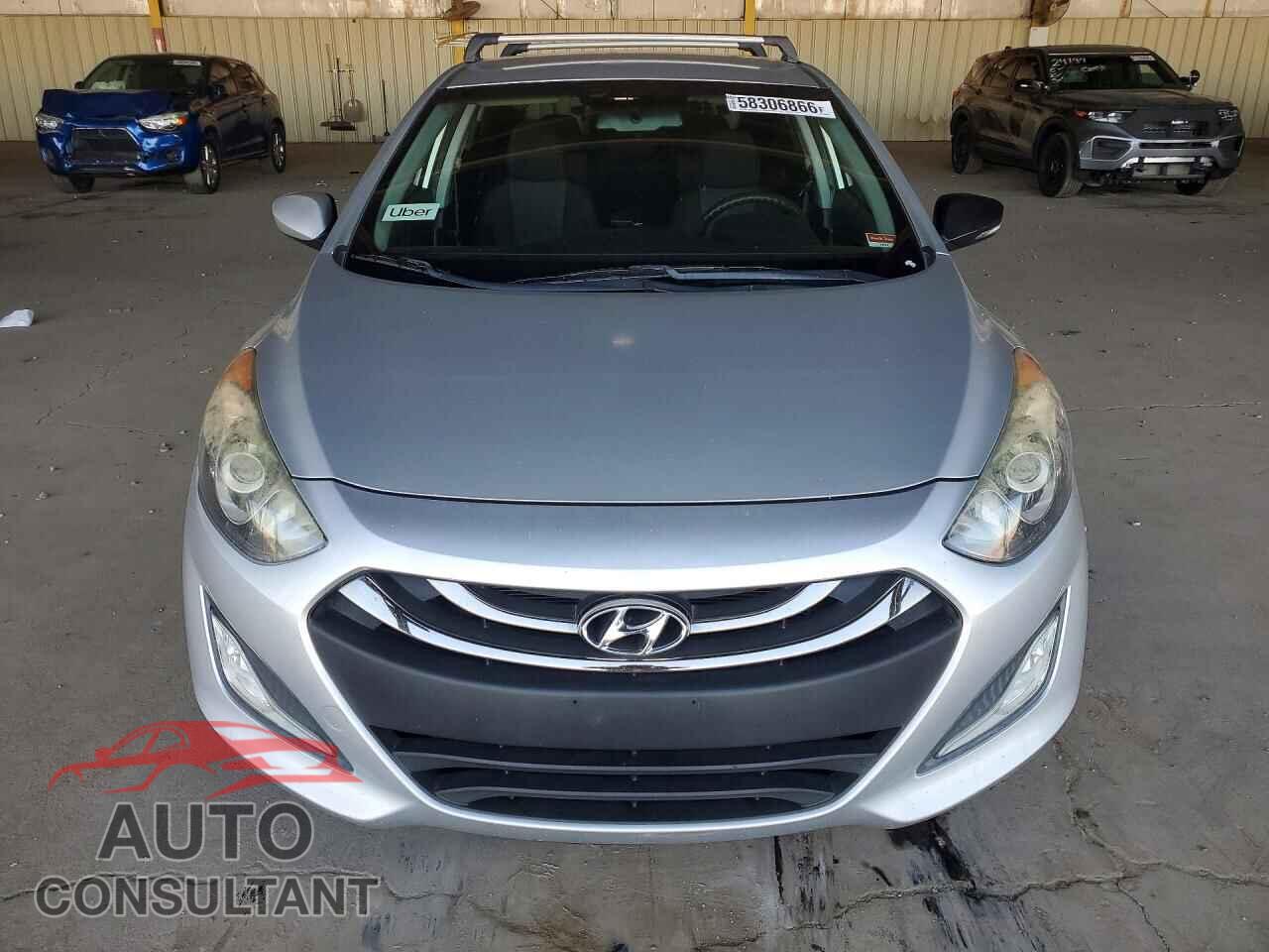 HYUNDAI ELANTRA 2013 - KMHD35LE1DU087849