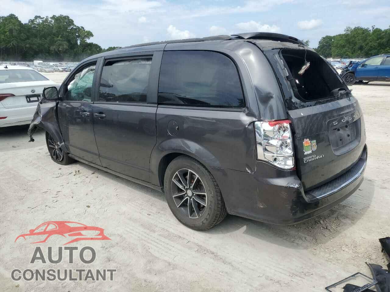 DODGE CARAVAN 2018 - 2C4RDGEG9JR222165