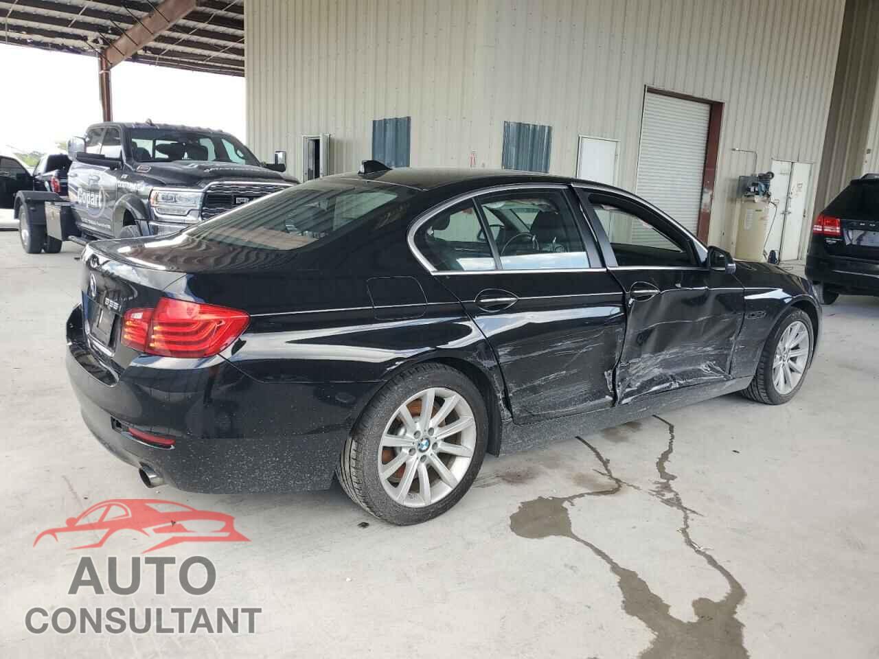 BMW 5 SERIES 2014 - WBA5B1C57ED479799