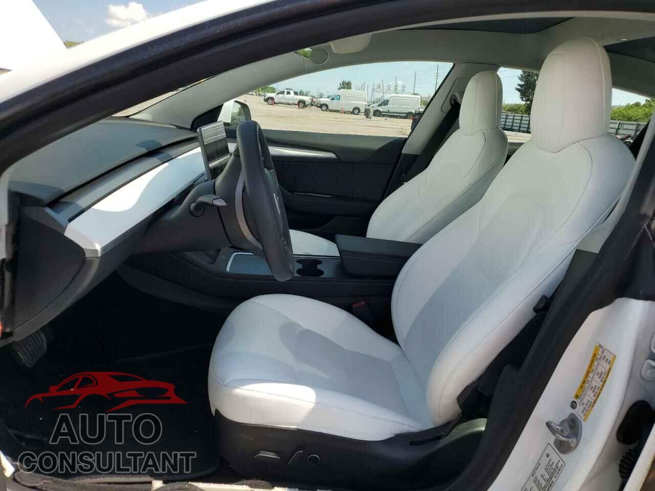 TESLA MODEL 3 2023 - 5YJ3E1EA3PF383143