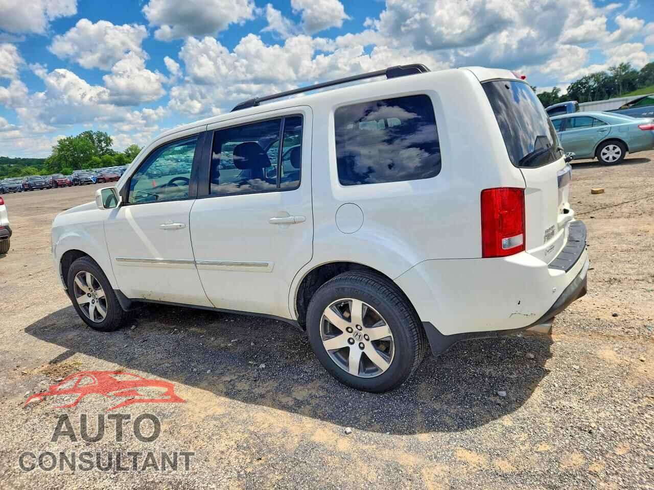 HONDA PILOT 2013 - 5FNYF4H91DB032376