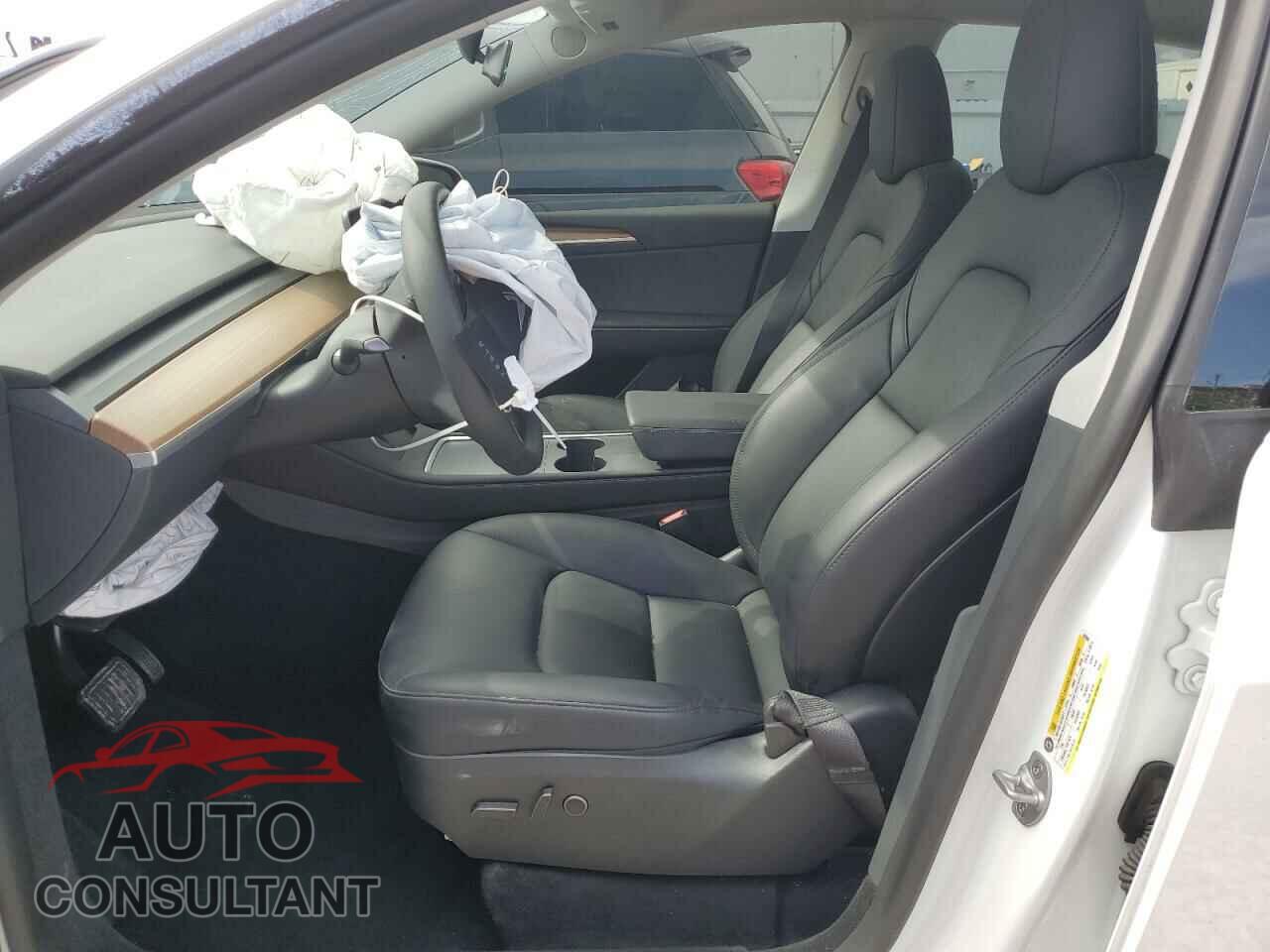 TESLA MODEL Y 2023 - 7SAYGDEE9PA098869