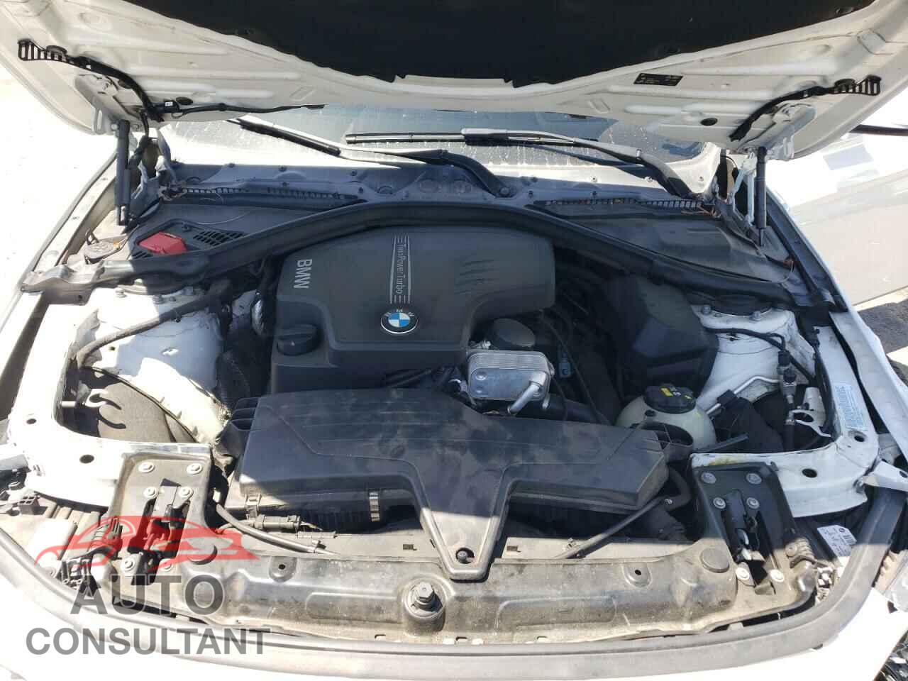 BMW 3 SERIES 2016 - WBA8E3G52GNT76684