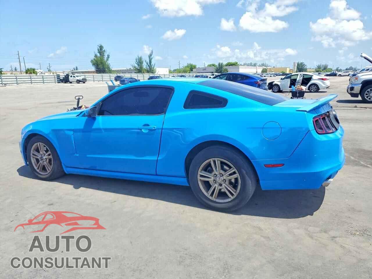 FORD MUSTANG 2013 - 1ZVBP8AM4D5241134