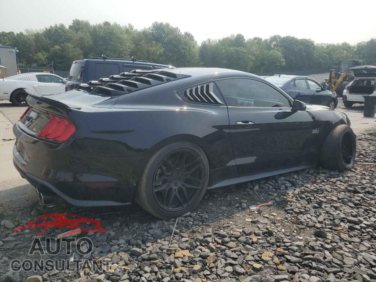 FORD MUSTANG 2019 - 1FA6P8CF3K5111433