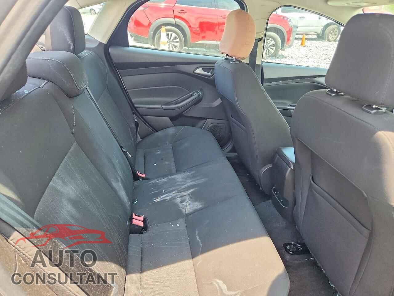FORD FOCUS 2016 - 1FADP3F23GL291468