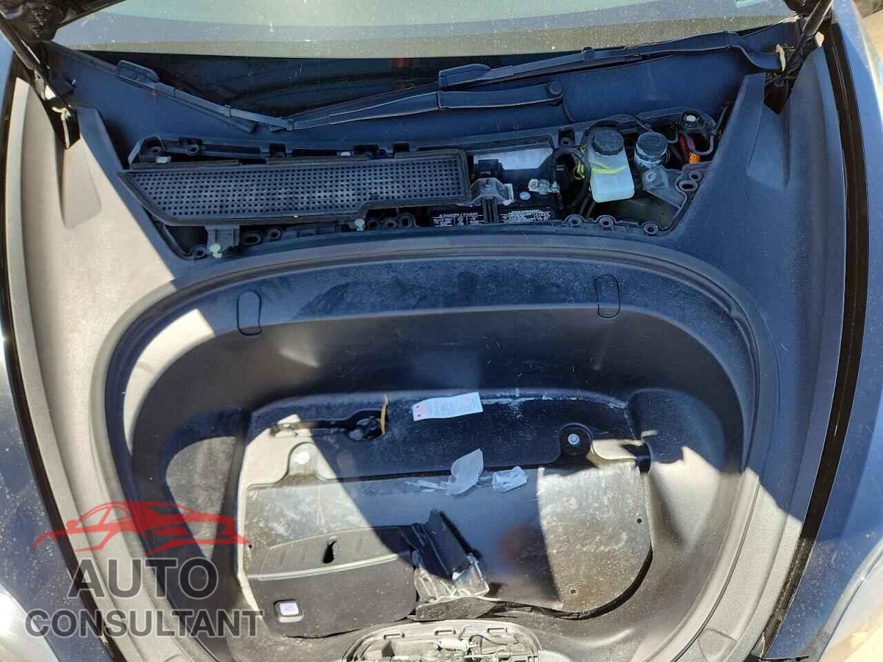 TESLA MODEL 3 2017 - 5YJ3E1EA6HF000569