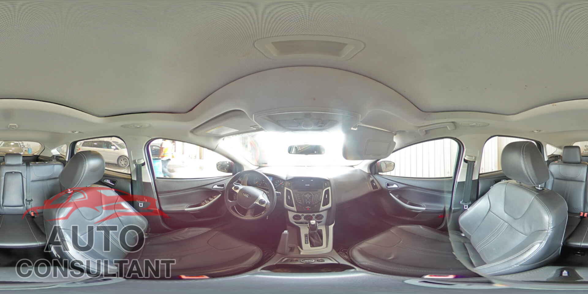 FORD FOCUS 2014 - 1FADP3K2XEL383874