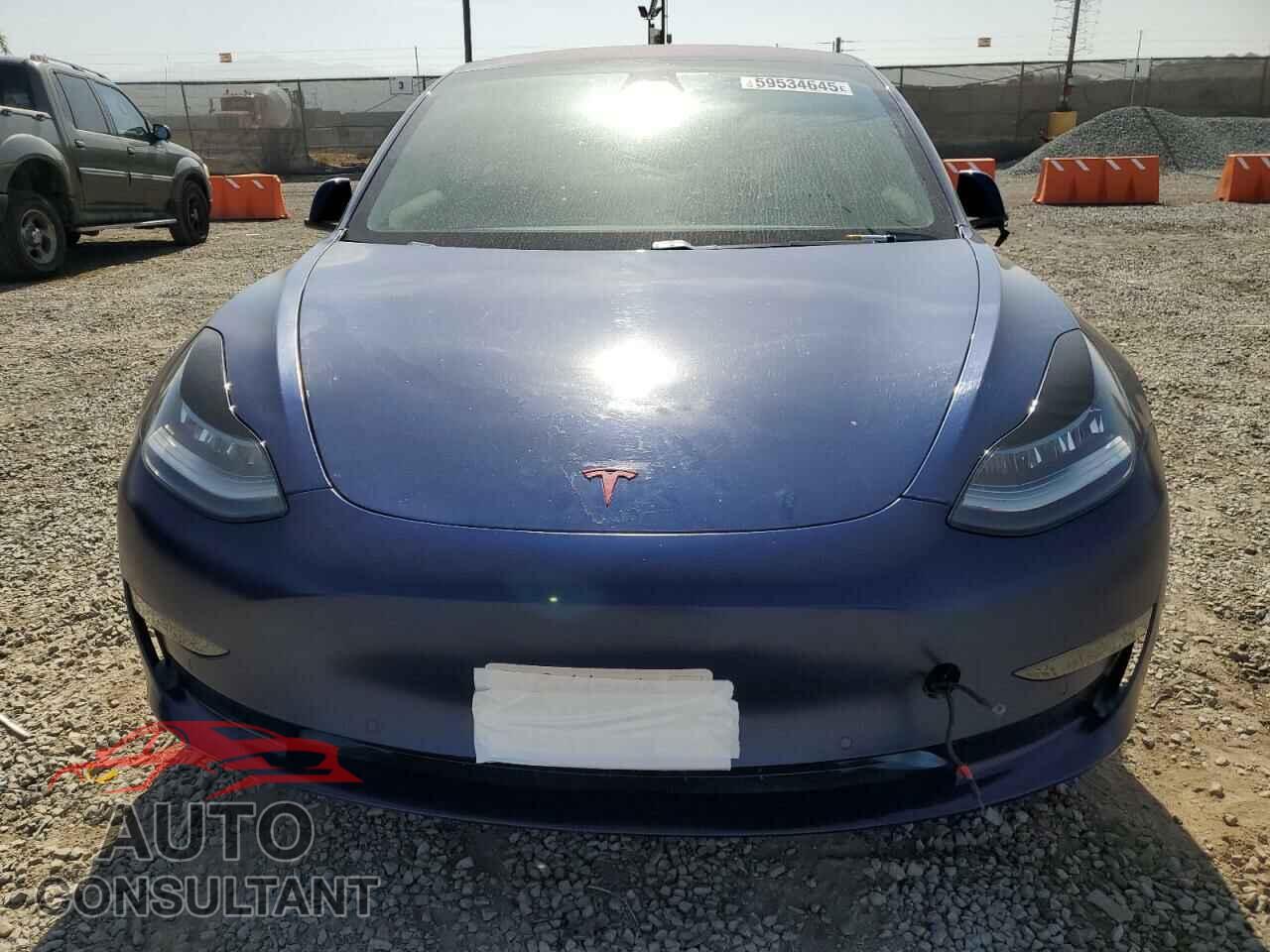 TESLA MODEL 3 2018 - 5YJ3E1EA0JF011184